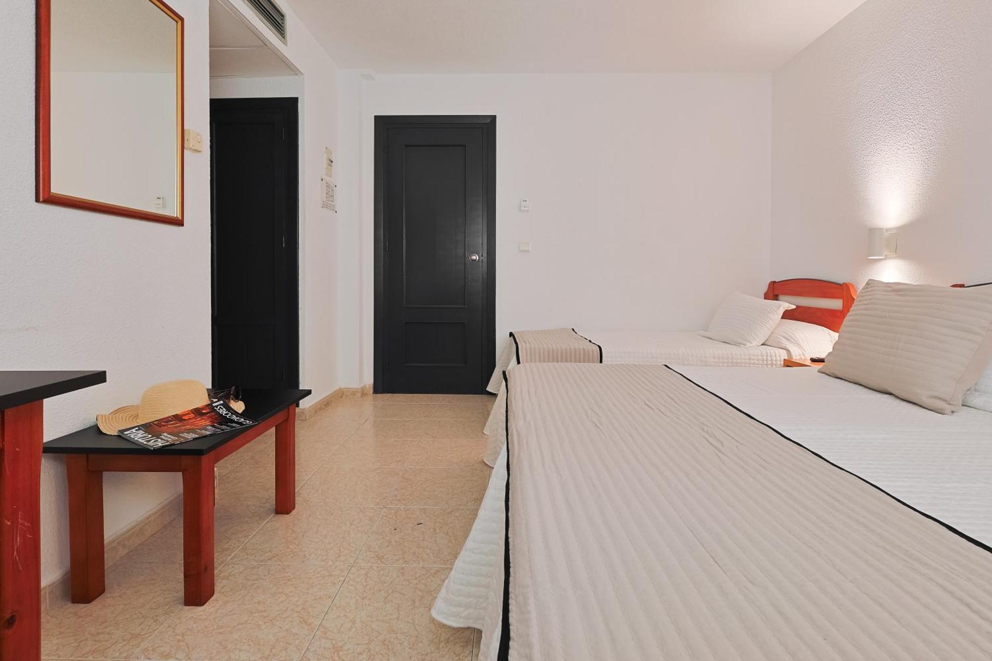 Hotel Olas De Almuñécar Εξωτερικό φωτογραφία