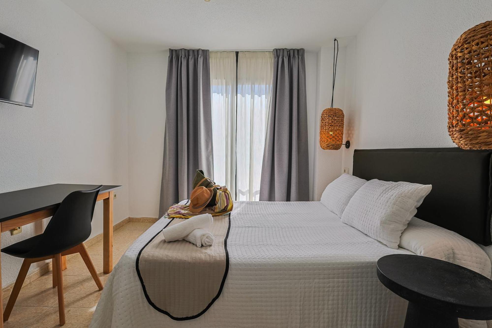 Hotel Olas De Almuñécar Εξωτερικό φωτογραφία