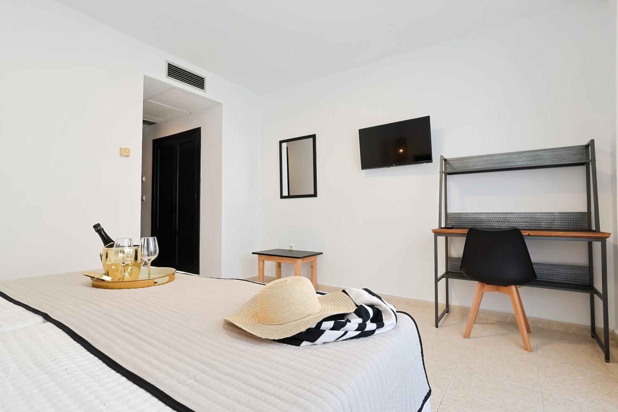 Hotel Olas De Almuñécar Εξωτερικό φωτογραφία
