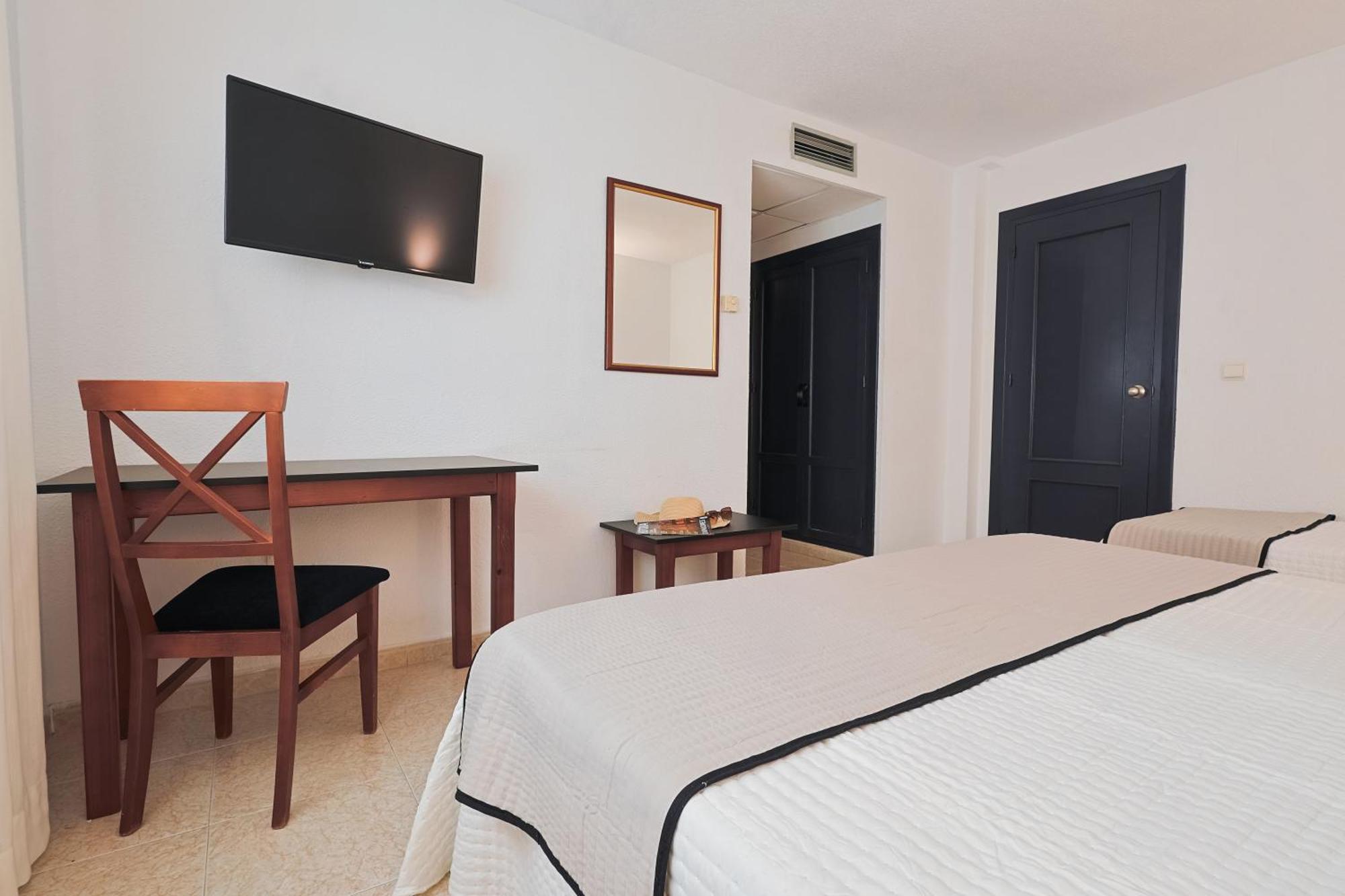 Hotel Olas De Almuñécar Εξωτερικό φωτογραφία